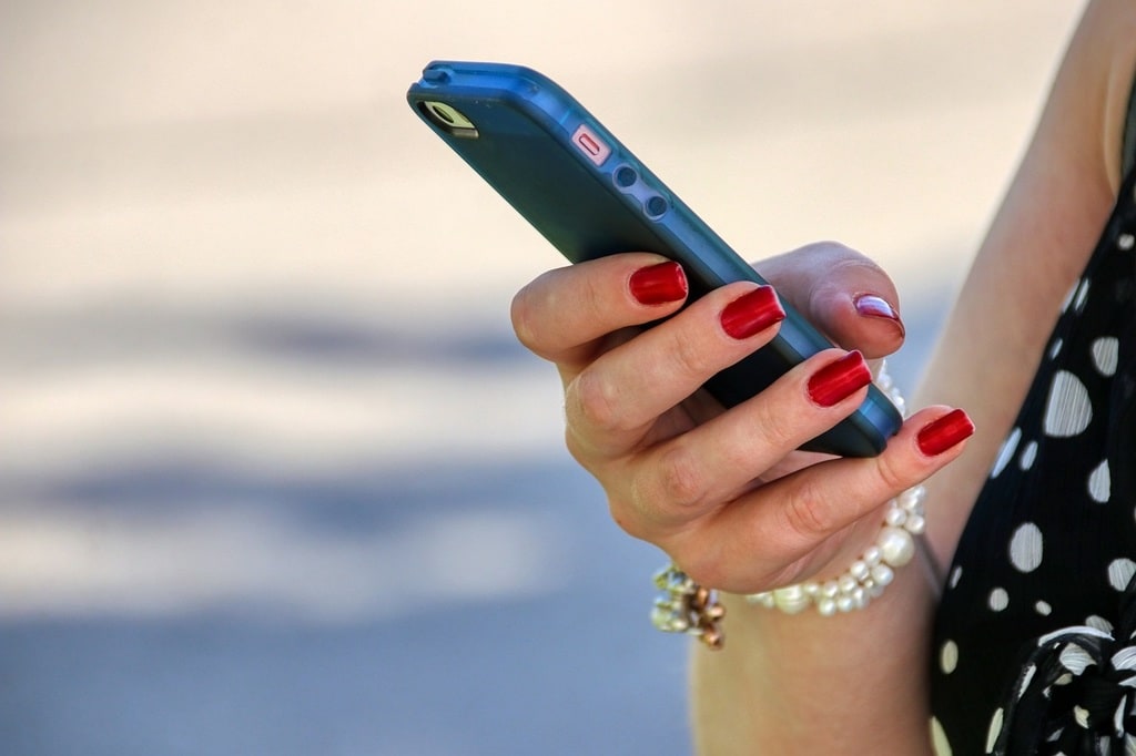 Quand l'intelligence artificielle devient conseiller conjugal